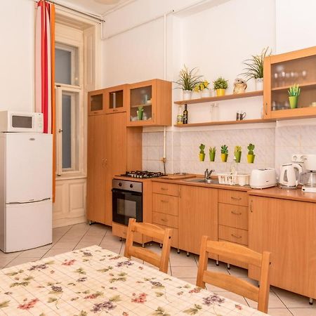 Danubius Grand Astoria Budapeszt Zewnętrze zdjęcie